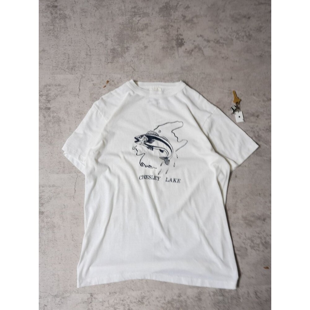 Vintage 80s Chelsey Lake Fish Single Stitch T